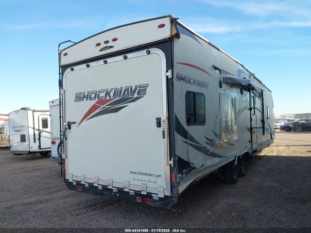 4X4TSHC2XKE004818 Forest River Shockwave Toy Hauler