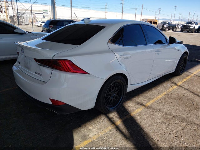 2017 LEXUS IS 200T JTHBA1D2XH5045368 Photo 3