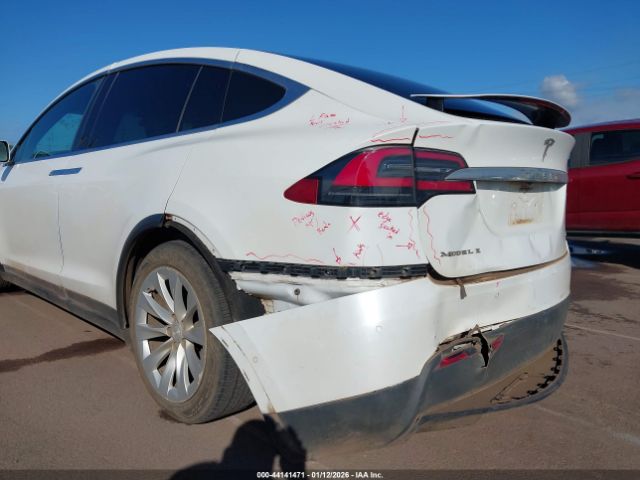 2016 TESLA MODEL X 5YJXCBE2XGF008775 Photo 5