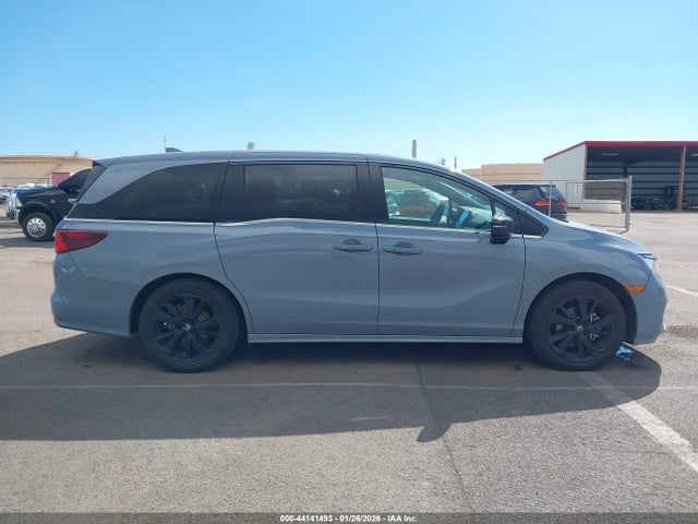 5FNRL6H71RB071239 Honda Odyssey Sport