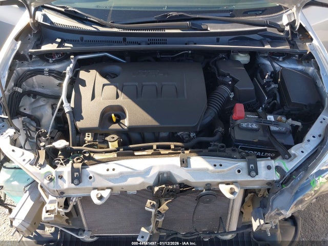 5YFBURHE3KP889807 Toyota COROLLA SE