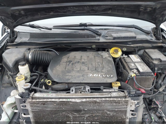 2C4RDGEGXHR857180 Dodge Grand Caravan Gt