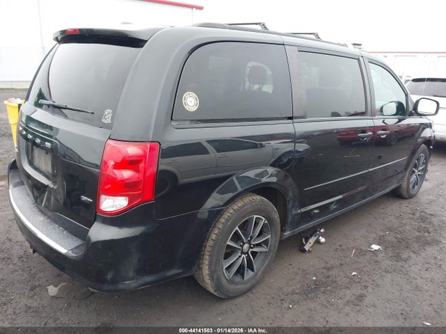 2C4RDGEGXHR857180 Dodge Grand Caravan Gt