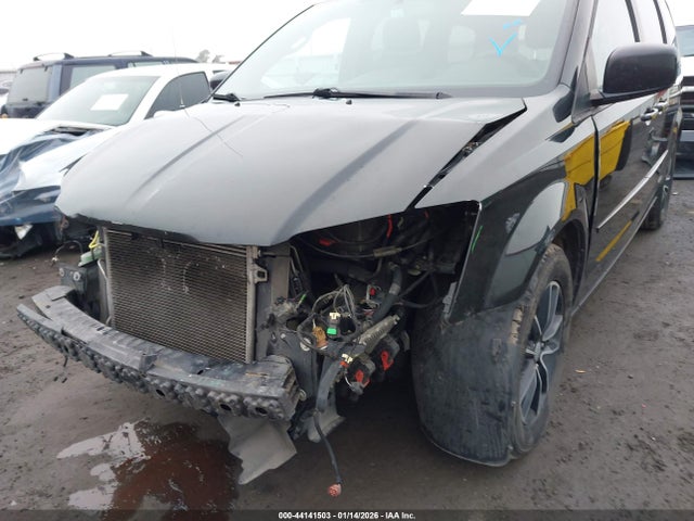 2C4RDGEGXHR857180 Dodge Grand Caravan Gt