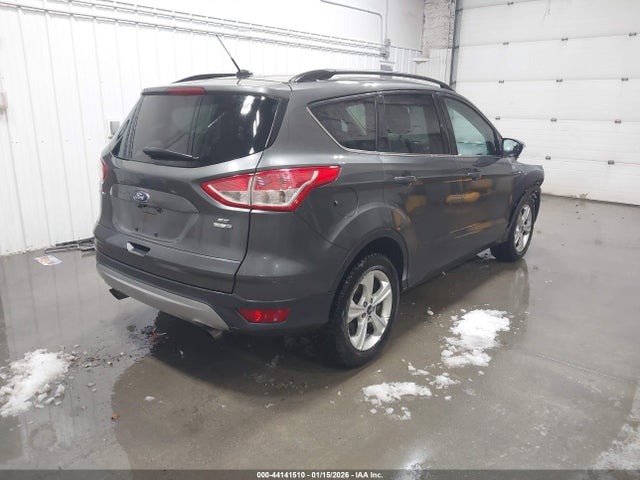 1FMCU9G93FUC13211 Ford ESCAPE SE
