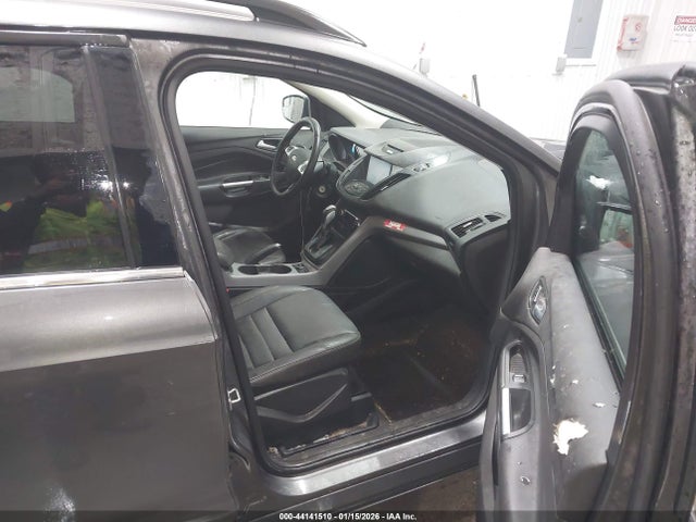 1FMCU9G93FUC13211 Ford ESCAPE SE