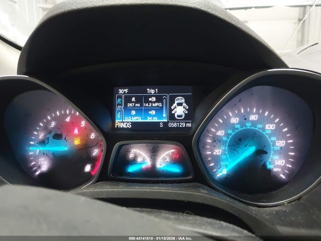 1FMCU9G93FUC13211 Ford ESCAPE SE