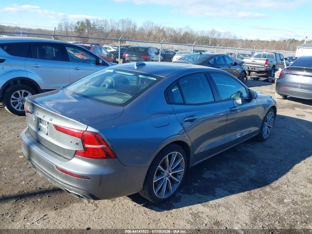 2020 VOLVO S60 7JRA22TK4LG071867 Photo 3