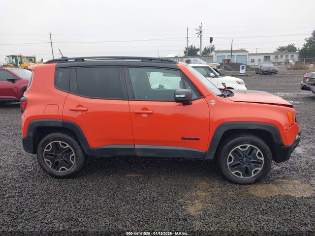 Jeep Renegade Trailhawk 2016 ZACCJBCT4GPD38954 Image 13