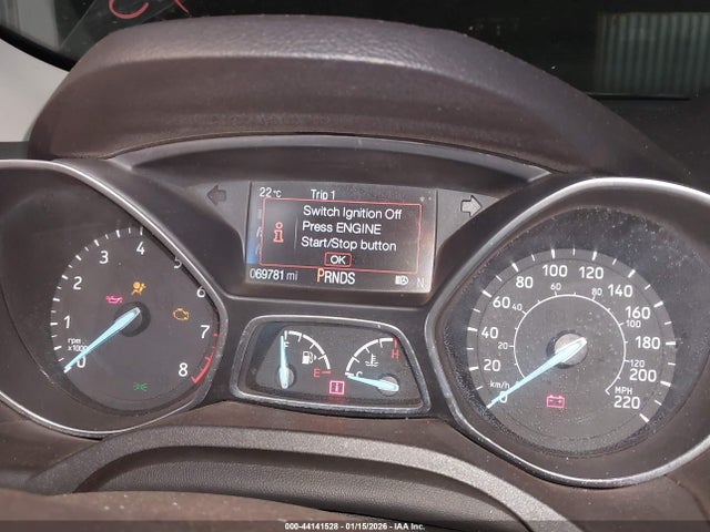 1FMCU9J95HUA01471 Ford Escape Titanium
