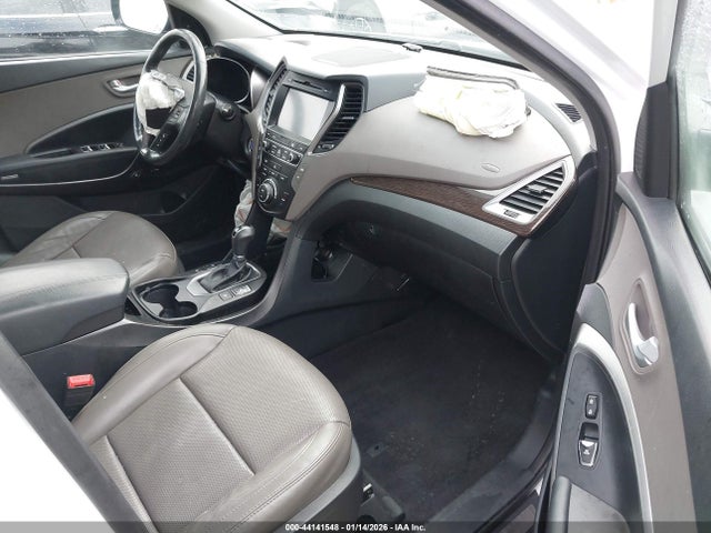 5NMZUDLB5HH034124 Hyundai Santa Fe Sport 2.4l