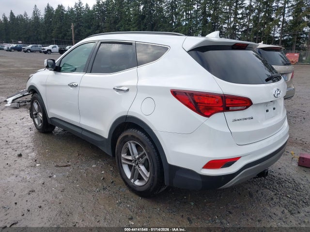 5NMZUDLB5HH034124 Hyundai Santa Fe Sport 2.4l