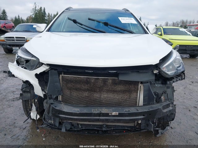 5NMZUDLB5HH034124 Hyundai Santa Fe Sport 2.4l