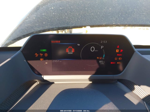 Toyota BZ4X XLE 2024 JTMAAAAAXRA038731 Image 7