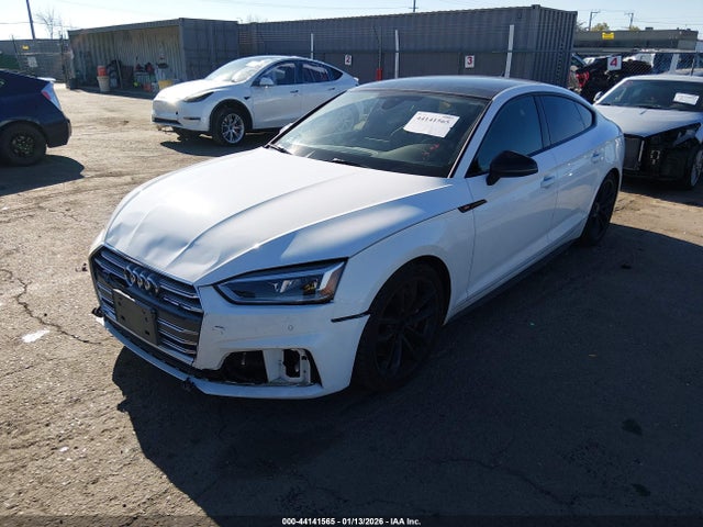 WAUB4CF5XKA016377 Audi S5 3.0t Premium