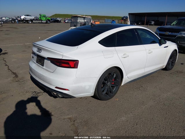 WAUB4CF5XKA016377 Audi S5 3.0t Premium