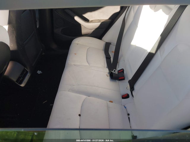 2021 TESLA MODEL 3 5YJ3E1EBXMF055707 Photo 7