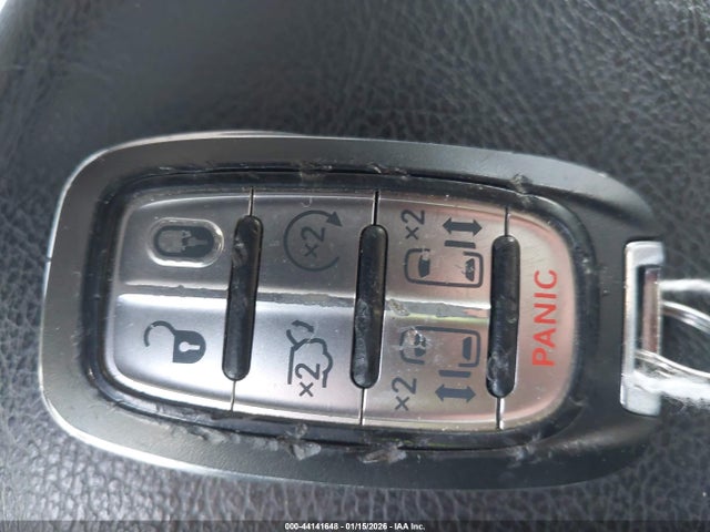 Продажа на аукционе авто 2022 Chrysler Pacifica Touring L, vin: 2C4RC1BG5NR157339, номер лота: 44141648