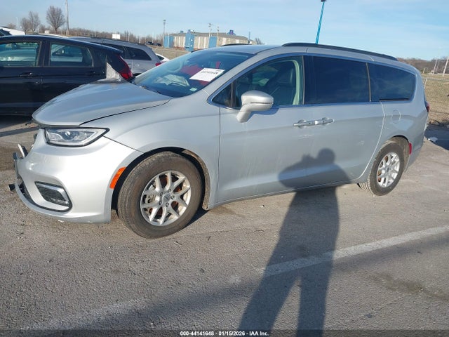 Продажа на аукционе авто 2022 Chrysler Pacifica Touring L, vin: 2C4RC1BG5NR157339, номер лота: 44141648