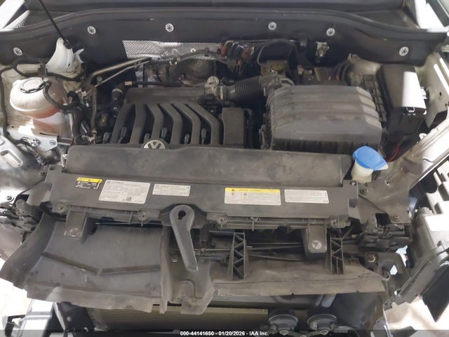 Продаж на аукціоні авто 2022 Volkswagen Atlas Cross Sport 3.6l V6 Se W/technology, vin: 1V2KE2CA8NC227659, номер лоту: 44141650