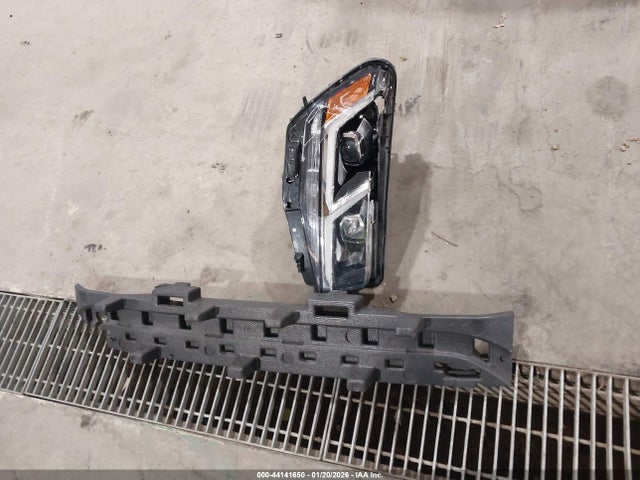 Продаж на аукціоні авто 2022 Volkswagen Atlas Cross Sport 3.6l V6 Se W/technology, vin: 1V2KE2CA8NC227659, номер лоту: 44141650