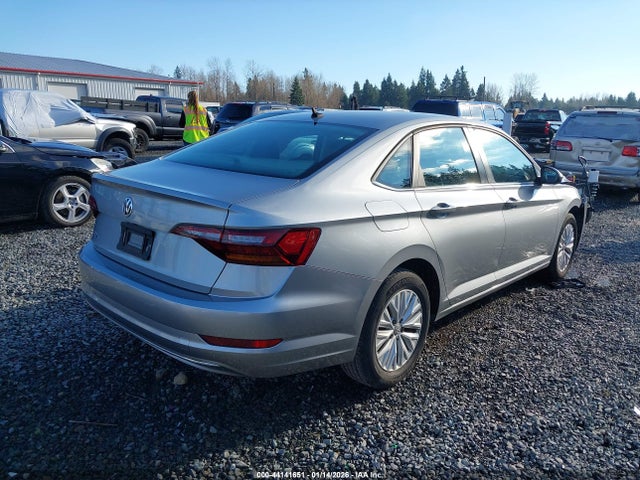 3VWC57BU7KM209806 Volkswagen Jetta 1.4t R-line/1.4t S/1.4t Se