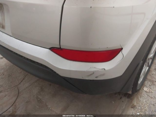 2018 HYUNDAI TUCSON KM8J23A48JU820298 Photo 5