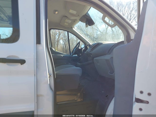 2016 FORD TRANSIT-150 1FTYE1YM9GKA83461 Photo 4