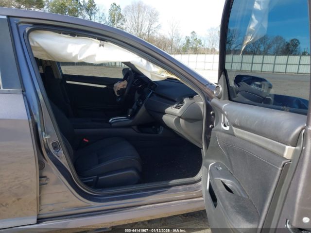 2018 HONDA CIVIC 2HGFC2F72JH564698 Photo 4