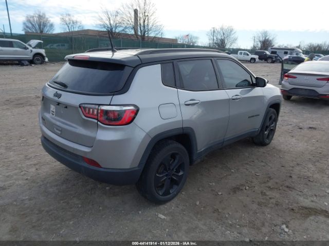 2018 JEEP COMPASS 3C4NJDBB2JT433591 Photo 3