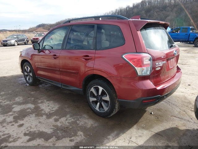 2017 SUBARU FORESTER JF2SJAGC5HH467070 Photo 2