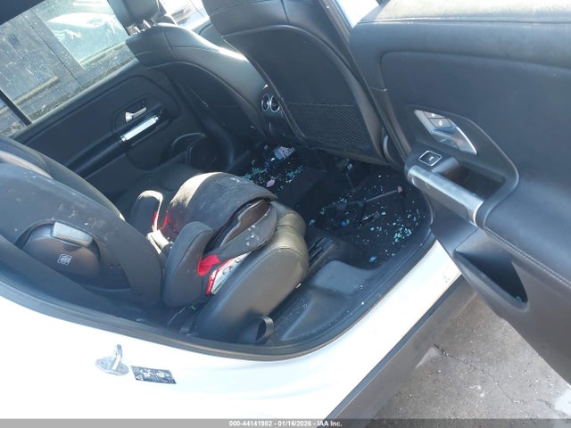 2020 MERCEDES-BENZ GLB 250 W1N4M4HB0LW031343 Photo 7