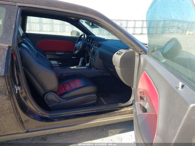 2013 DODGE CHALLENGER 2C3CDYBT2DH591445 Photo 4