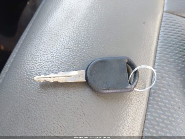 2005 FORD F-150 1FTRF14W75NC09272 Photo 10