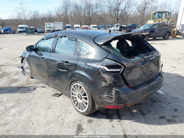 2015 FORD FOCUS ST 1FADP3L93FL216110 Photo 2