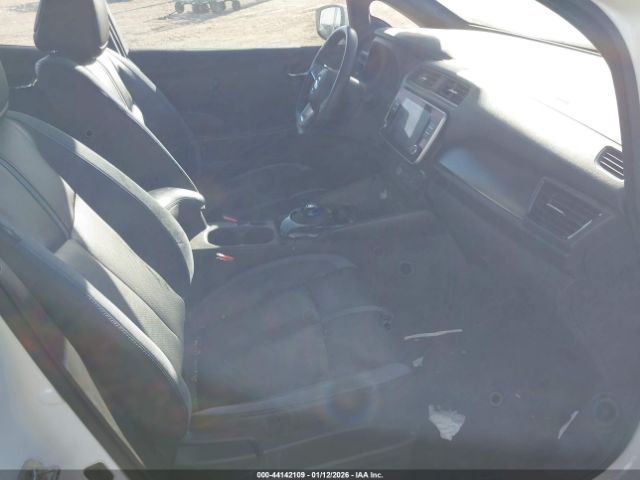 2019 NISSAN LEAF 1N4BZ1CP6KC320167 Photo 4