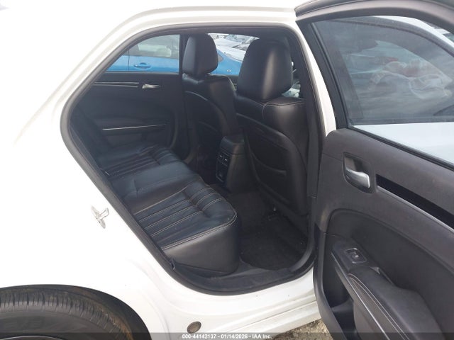 Chrysler 300 300s Awd 2018 2C3CCAGG3JH226564 Image 8