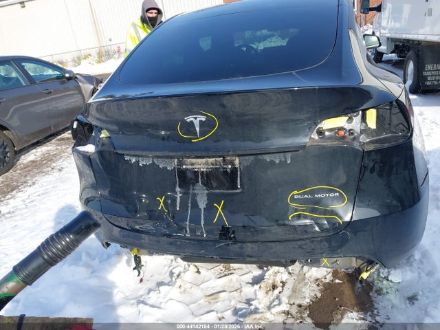 44142184 :رقم المزاد ، 7SAYGDEE9PA117064 vin ، 2023 Tesla Model Y Awd/long Range Dual Motor All-wheel Drive مزاد بيع