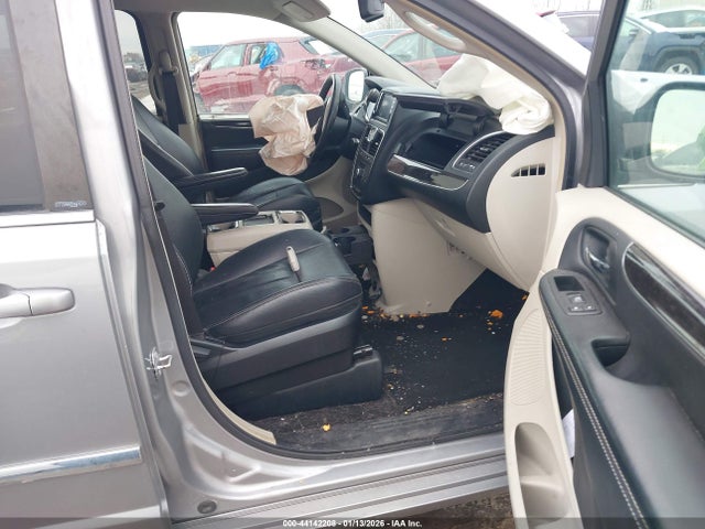 Продажа на аукционе авто 2014 Chrysler Town & Country Touring, vin: 2C4RC1BG0ER269983, номер лота: 44142208