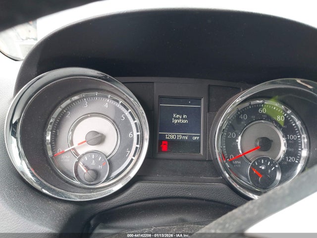 Продажа на аукционе авто 2014 Chrysler Town & Country Touring, vin: 2C4RC1BG0ER269983, номер лота: 44142208