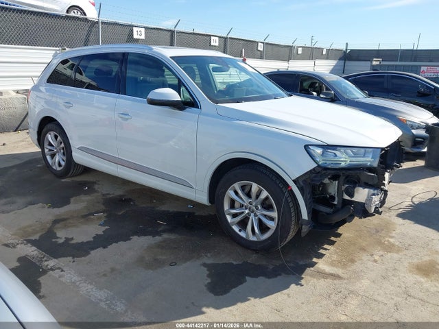 2019 AUDI Q7 WA1AHAF73KD046239
