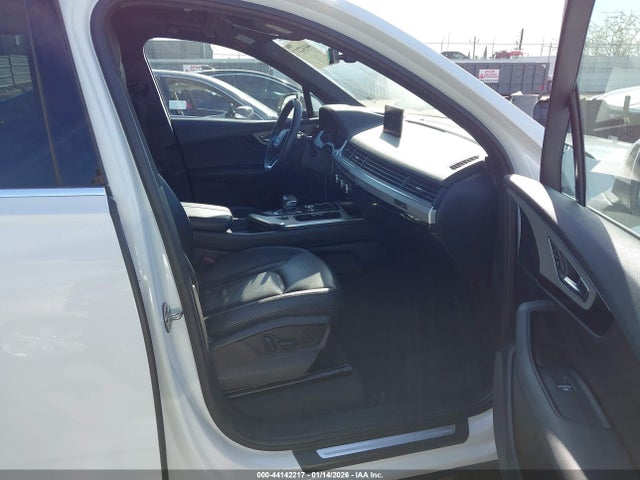2019 AUDI Q7 WA1AHAF73KD046239 Photo 4