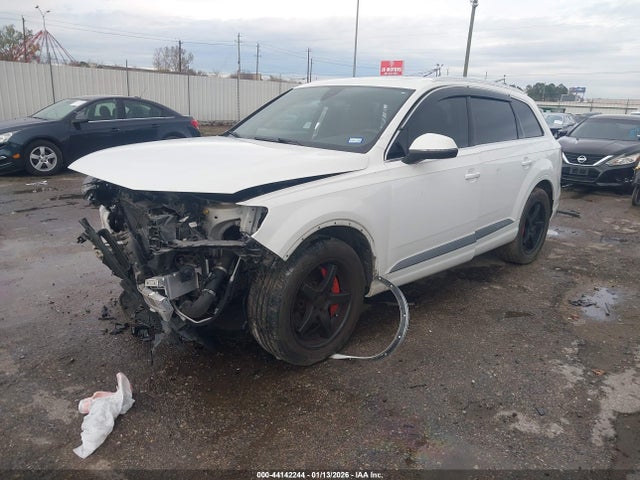 2017 AUDI Q7 WA1LHBF71HD056520 Photo 1