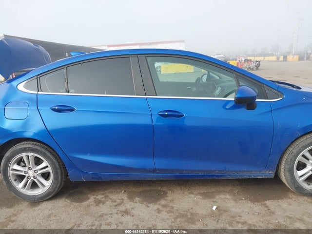 Chevrolet Cruze Lt Auto 2018 1G1BE5SM5J7144474 Image 14