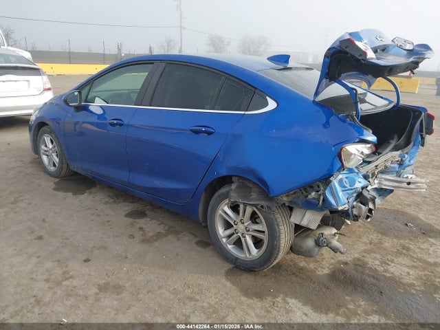 Chevrolet Cruze Lt Auto 2018 1G1BE5SM5J7144474 Image 3