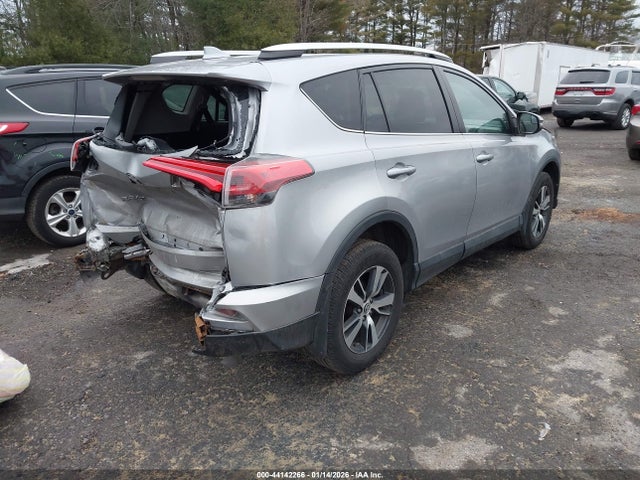 2T3RFREV5GW504113 Toyota Rav4 Xle