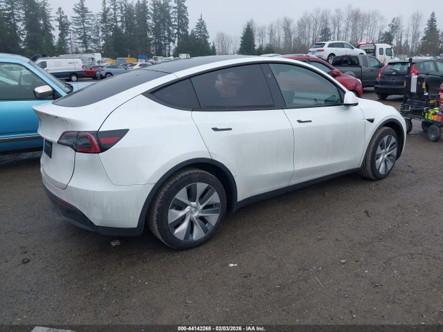 2024 Tesla Model Y Rwd მანქანა იყიდება აუქციონზე, vin: 7SAYGDED0RF095968, აუქციონის ნომერი: 44142268