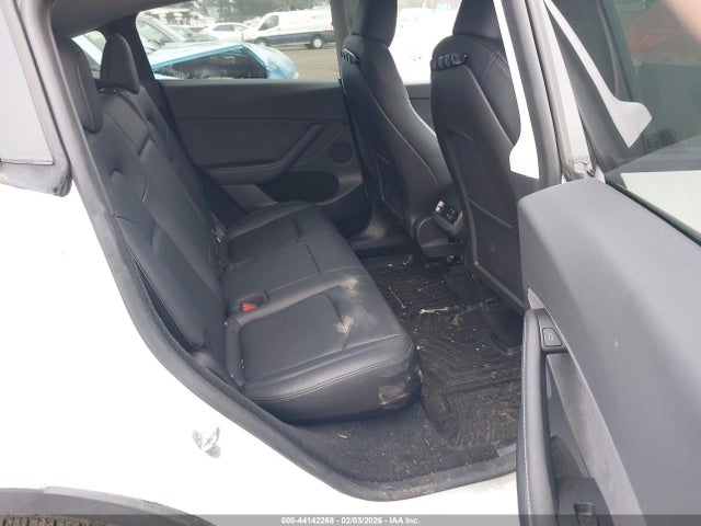 2024 Tesla Model Y Rwd მანქანა იყიდება აუქციონზე, vin: 7SAYGDED0RF095968, აუქციონის ნომერი: 44142268