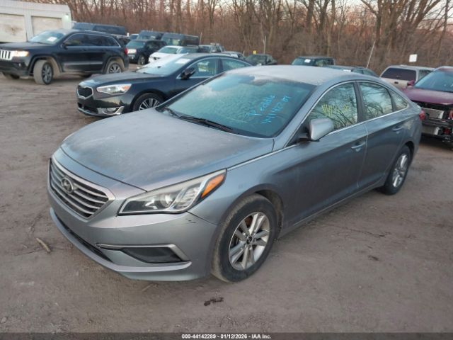 2016 HYUNDAI SONATA 5NPE24AFXGH267461 Photo 1