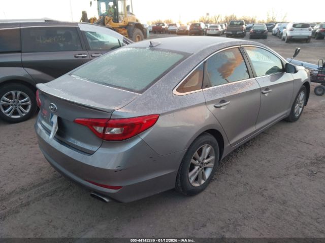 2016 HYUNDAI SONATA 5NPE24AFXGH267461 Photo 3